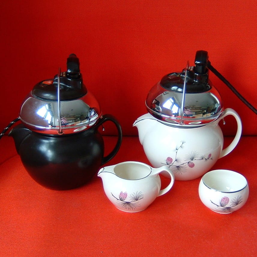 Russell Hobbs 1965 Tea Maker Brown and Clover